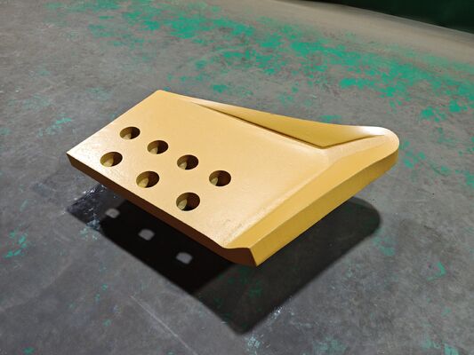 8E4193MT Lame de bout de godet de bulldozer à extrémité bombée