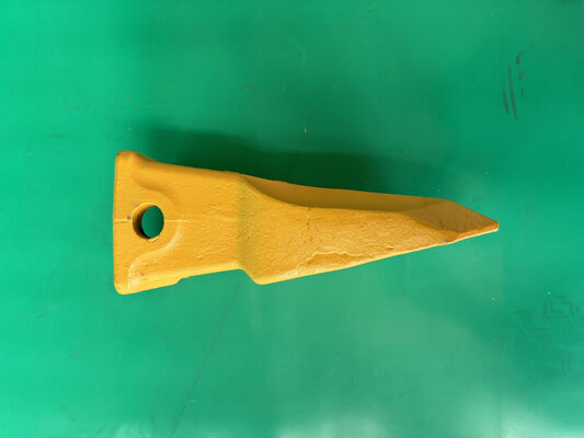 1U3352PT, Pointe de dent de chargeuse CAT Style J350