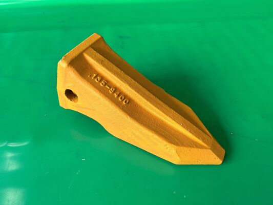 1359400,135-9400 Dent de godet robuste CAT