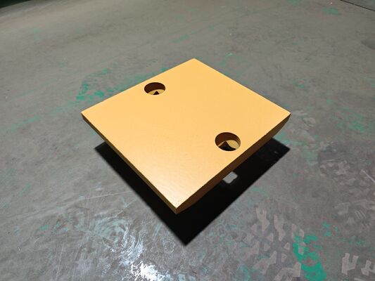 1324715B Boulons de type chat sur les bords de coupe pour chargeur