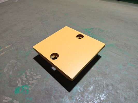 1324715B Boulons de type chat sur les bords de coupe pour chargeur