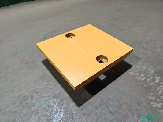 1324715M Boulons de type chat sur les bords de coupe pour chargeur