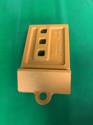 2530069 Coulée demi-flèche bord de fin 3 trous 966G 966H 966M 972G