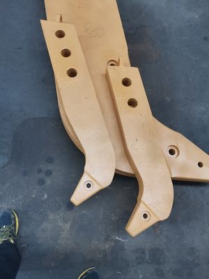 579 jaune de bouteur de la jambe D155 17M-79-21320 de ripper