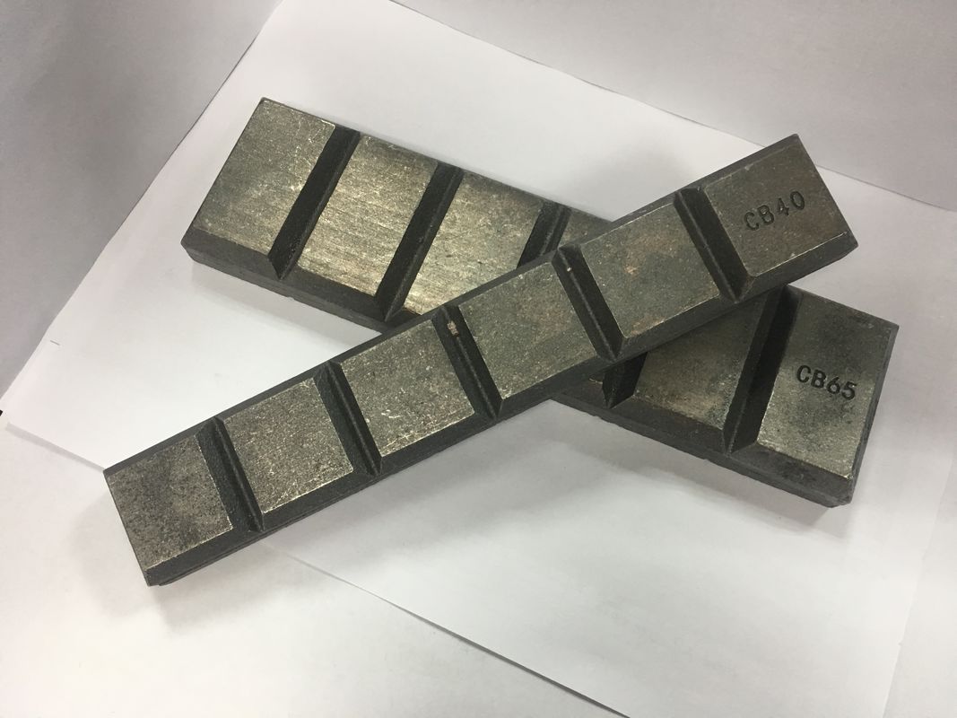 Composant d'outil d'engagement au sol de la pièce d'usure du bloc de chocolat CB65 240 × 65 × 23 mm 2,5 kg